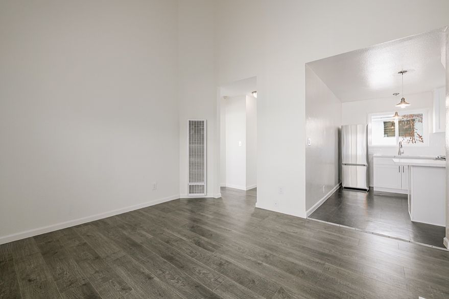 1st image of 6045 Eleanor Ave #8