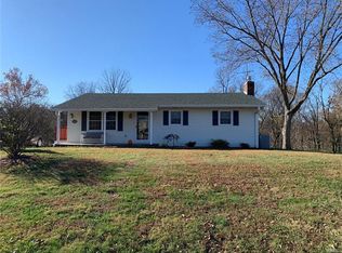 1530 Hill Top Rd, Columbia, IL 62236