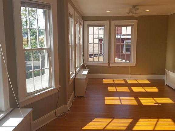 5th image of 450-452 Davidson St Floor 2