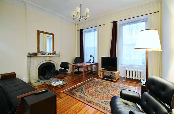 Rented by Julianna Realty Corp | media 27