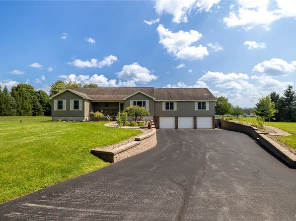 4216 Perretta Dr, Canastota, NY 13032