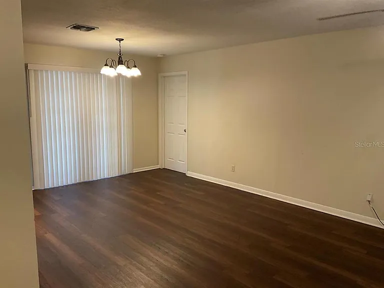 2102 Montana St — Photo 4