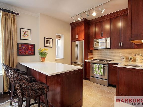 2nd image of 257 Central Park W APT 10-D