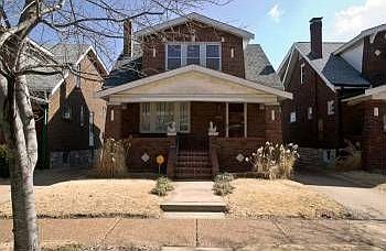1st image of 5922 Marwinette Ave