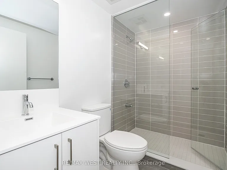 4010 Eglinton Ave W #815 — Photo 15