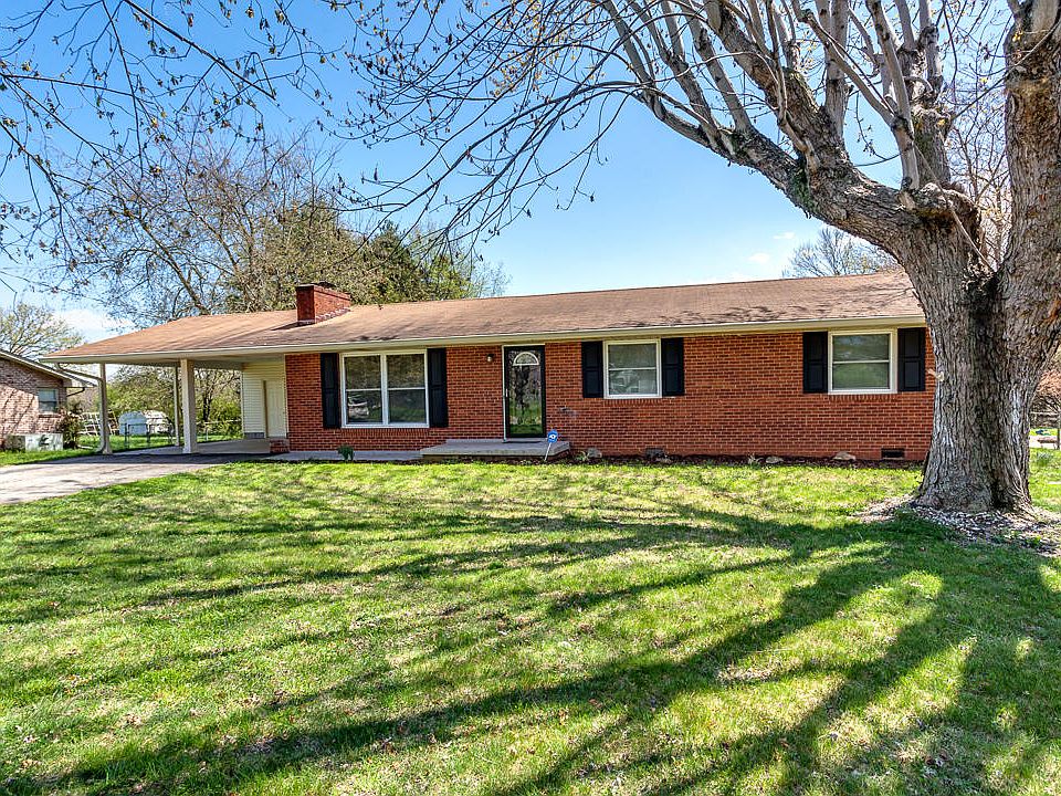 1st image of 2324 Yorkcrest Dr