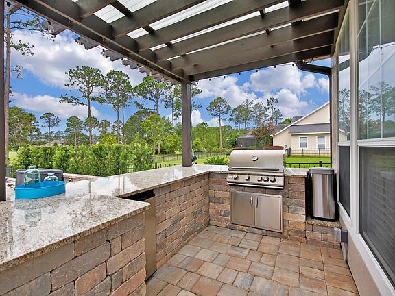 3rd image of 1136 Eagle Point Dr