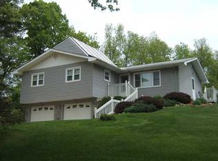 11433 Sheridan Rd, Manchester, MI 48158