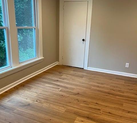 5th image of 819 Nevin Ave