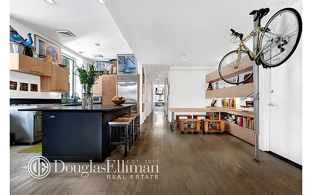 Rented by Douglas Elliman | media 15