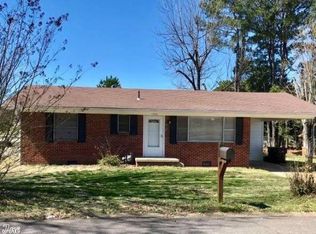 1001 N Chestnut St, Morrilton, AR 72110