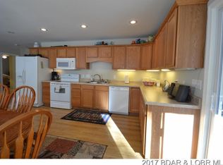 64 Niangua Rd, Sunrise Beach, MO 65079