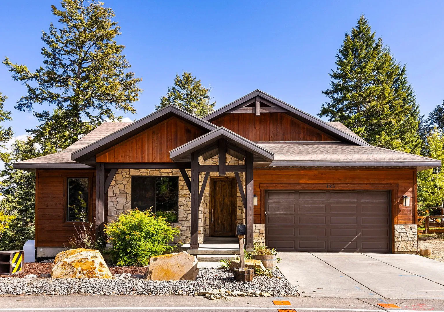 Luxury 5-Bedroom Mountain Home in Summit Park — Photo 1
