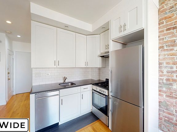 3rd image of 427 E 73rd St #5E