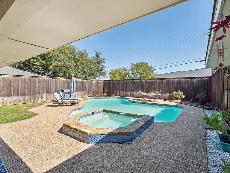 3008 Kirby Dr — Photo 25