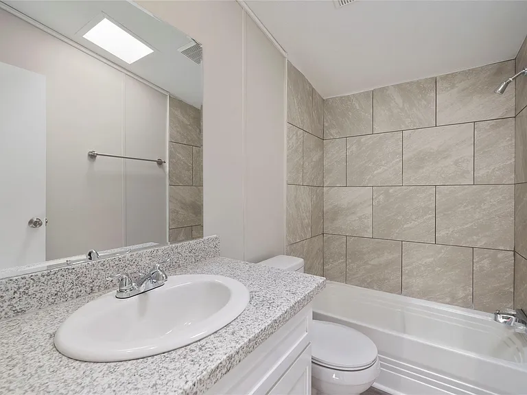 16333 Lone Corral Ct — Photo 14