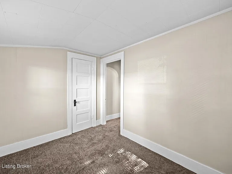3129 Taylor Blvd — Photo 8