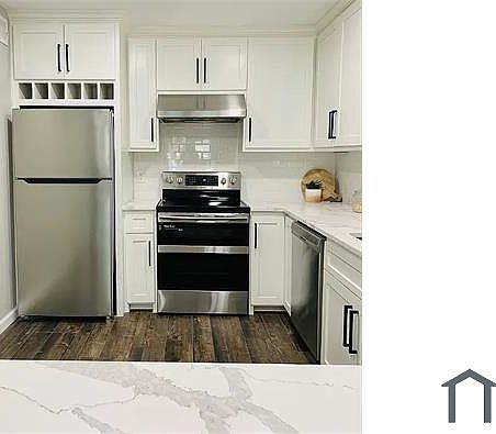 3rd image of 6011 Danbury Ln APT 205