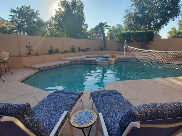 1345 W Lobster Trap Dr, Gilbert, AZ 85233