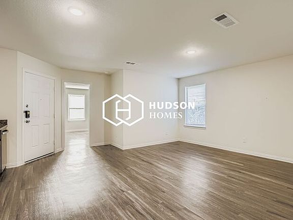 4th image of 229 De Haven St #A