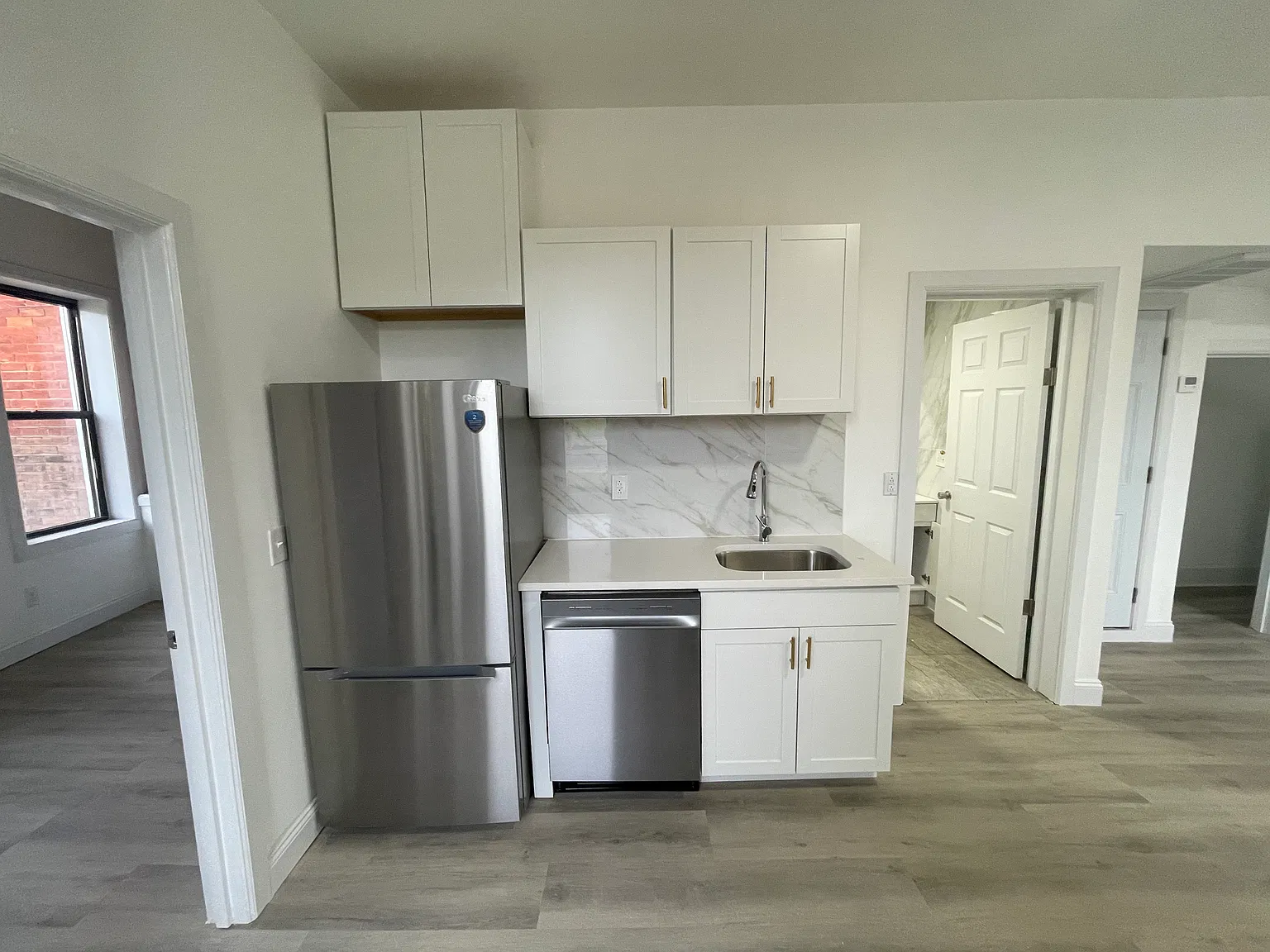 2 bed, 950 sqft, $1,400 — Photo 4