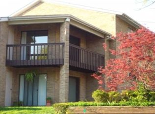 2147 Madison Rd APT 11, Cincinnati, OH 45208