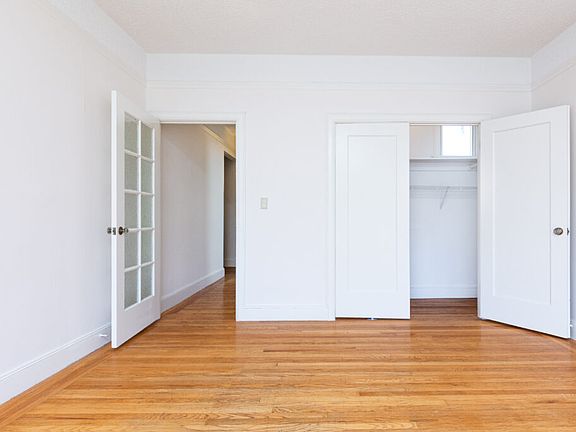 4th image of 40 Capra Way #8