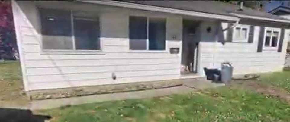 1st image of 1687 Delia Ave