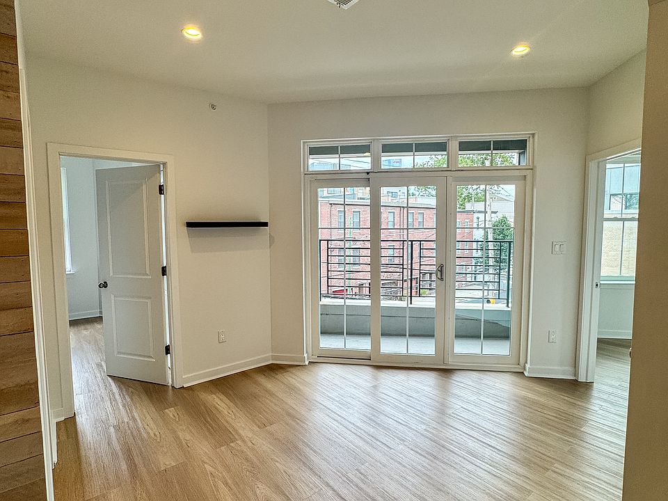 1st image of 2539 Grays Ferry Ave #3