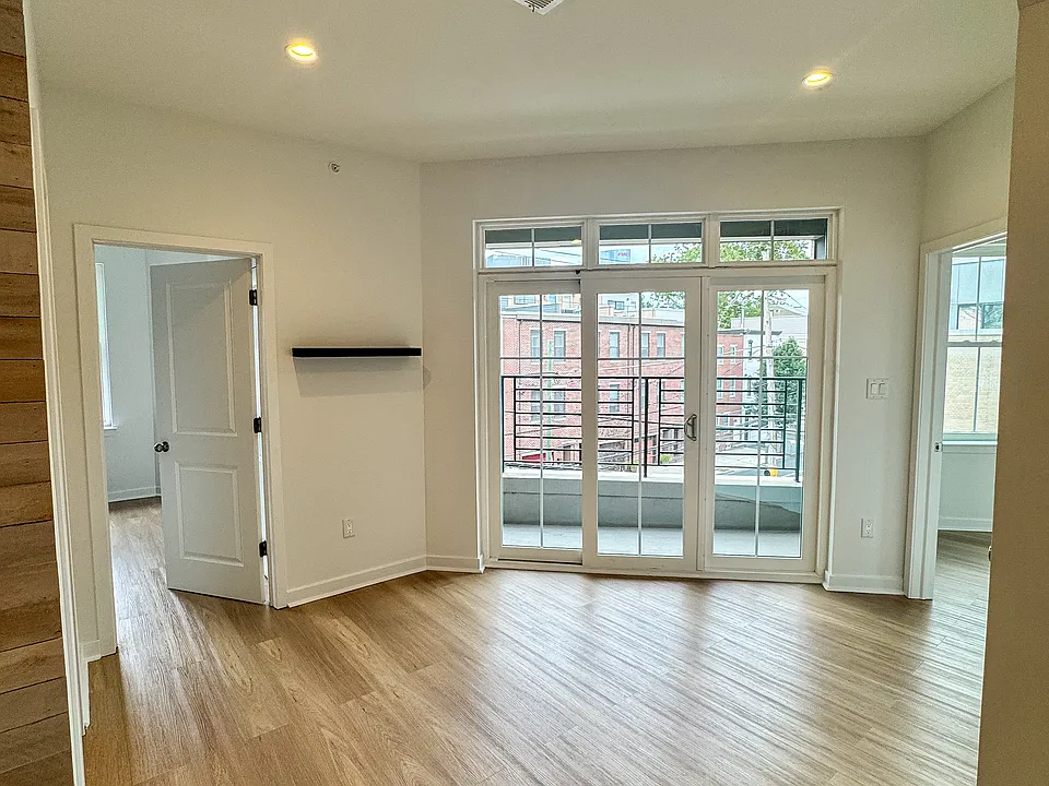 2539 Grays Ferry Ave #3
