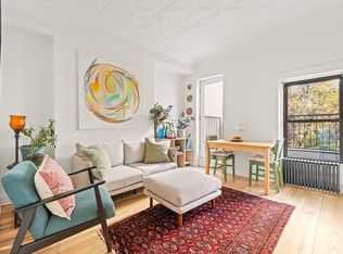 12 3rd St #2, Brooklyn, NY 11231