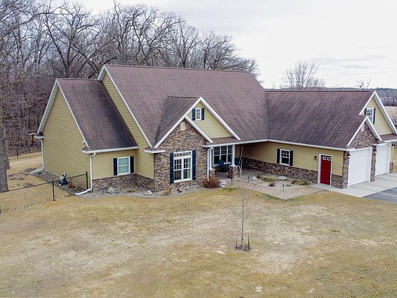 4th image of 1943 Middle Creek Rd