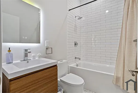 2526 N 9th St #3 — Photo 11