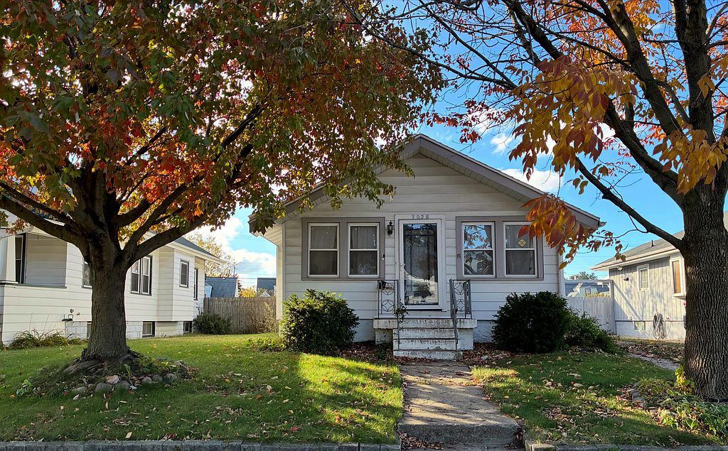 3028 Cleveland St - Property Image