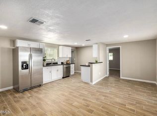 1502 S Cedar Dr, Apache Junction, AZ 85120