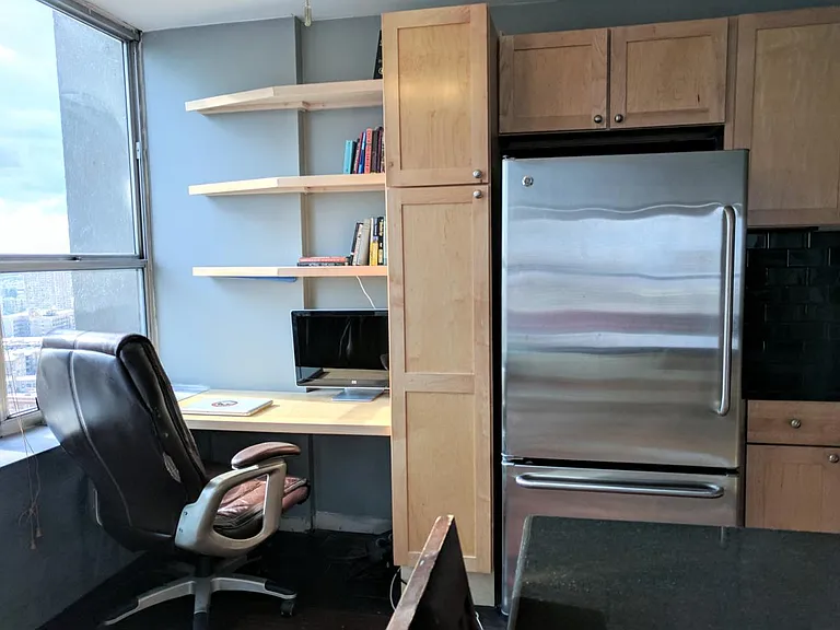 Built-in Desk