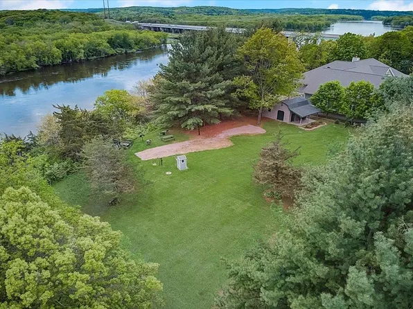 N4866 County Road U #3, Portage, WI 53901