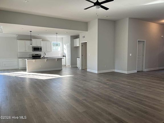 5th image of 2056 Royal Pines Drive