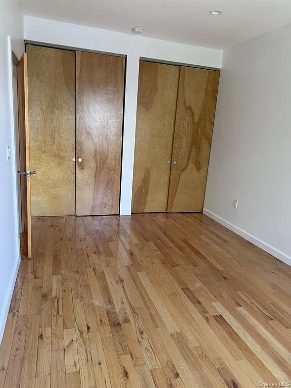 Gerard Ave — Photo 4