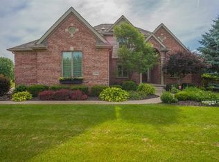 9188 Avedon Ln, Saline, MI