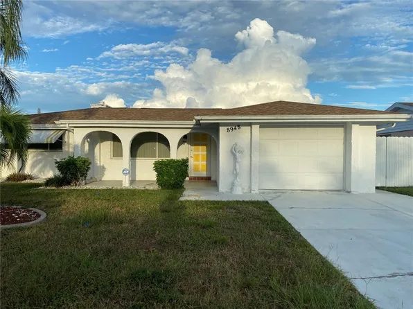 8948 Saint Regis Ln, Port Richey, FL 34668