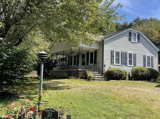 21 Byrd Ln, Brevard, NC 28712