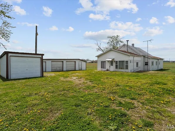 6202 Goeddeltown Rd, Waterloo, IL 62298