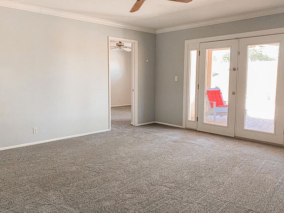 5th image of 708 E Solana Dr