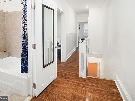 4th image of 1713 S 19th St Floor 2