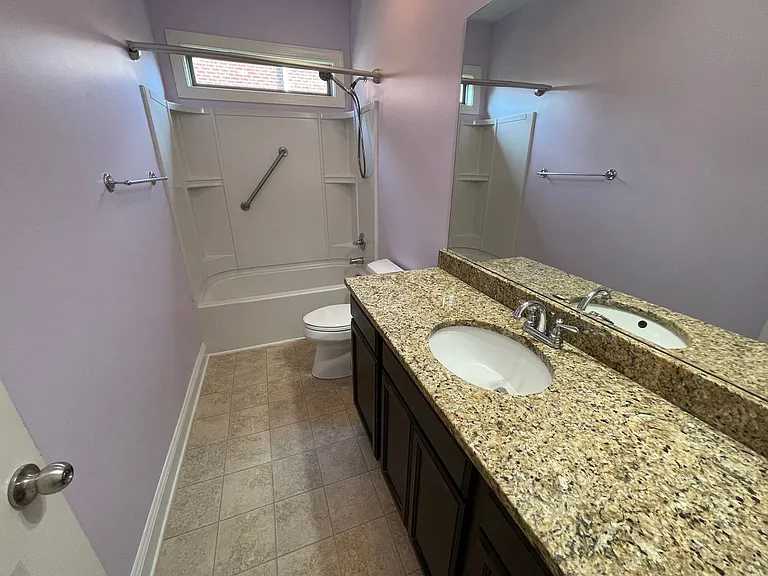 654 Dutchmans Creek Trl — Photo 4
