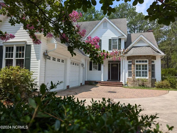 180 Rountree Lane, Southern Pines, NC 28387