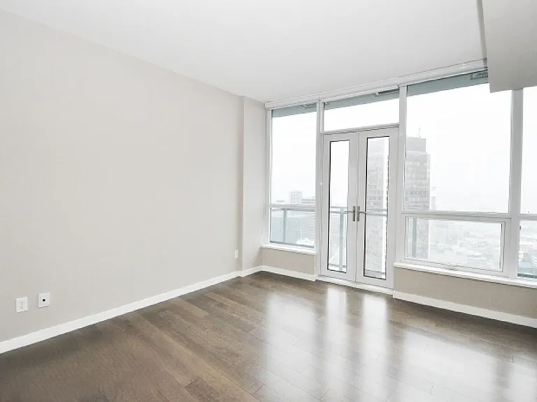 833 Seymour St #3806 — Photo 4