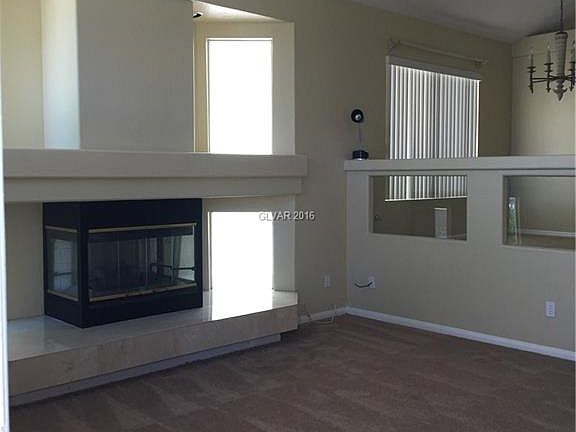 3rd image of 8536 W Gilmore Ave