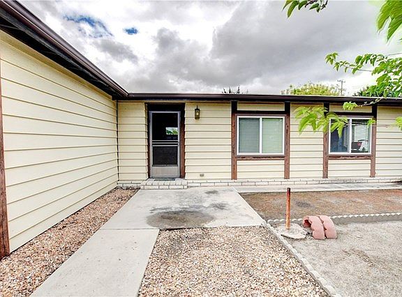 3rd image of 26229 Ardmore Dr